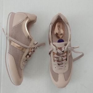 Michael Kors Pink Rose Leather Sneakers Sz 8.5